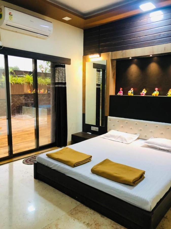 Slice Of Heaven.3-Bedroom Villa With Pool & Gazebo ロナバラ エクステリア 写真